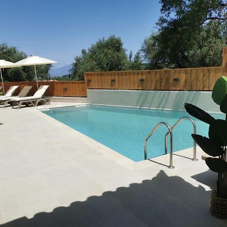 Galadriel Villa With Private Pool & Jacuzzi Kato Yerakarion Exterior photo