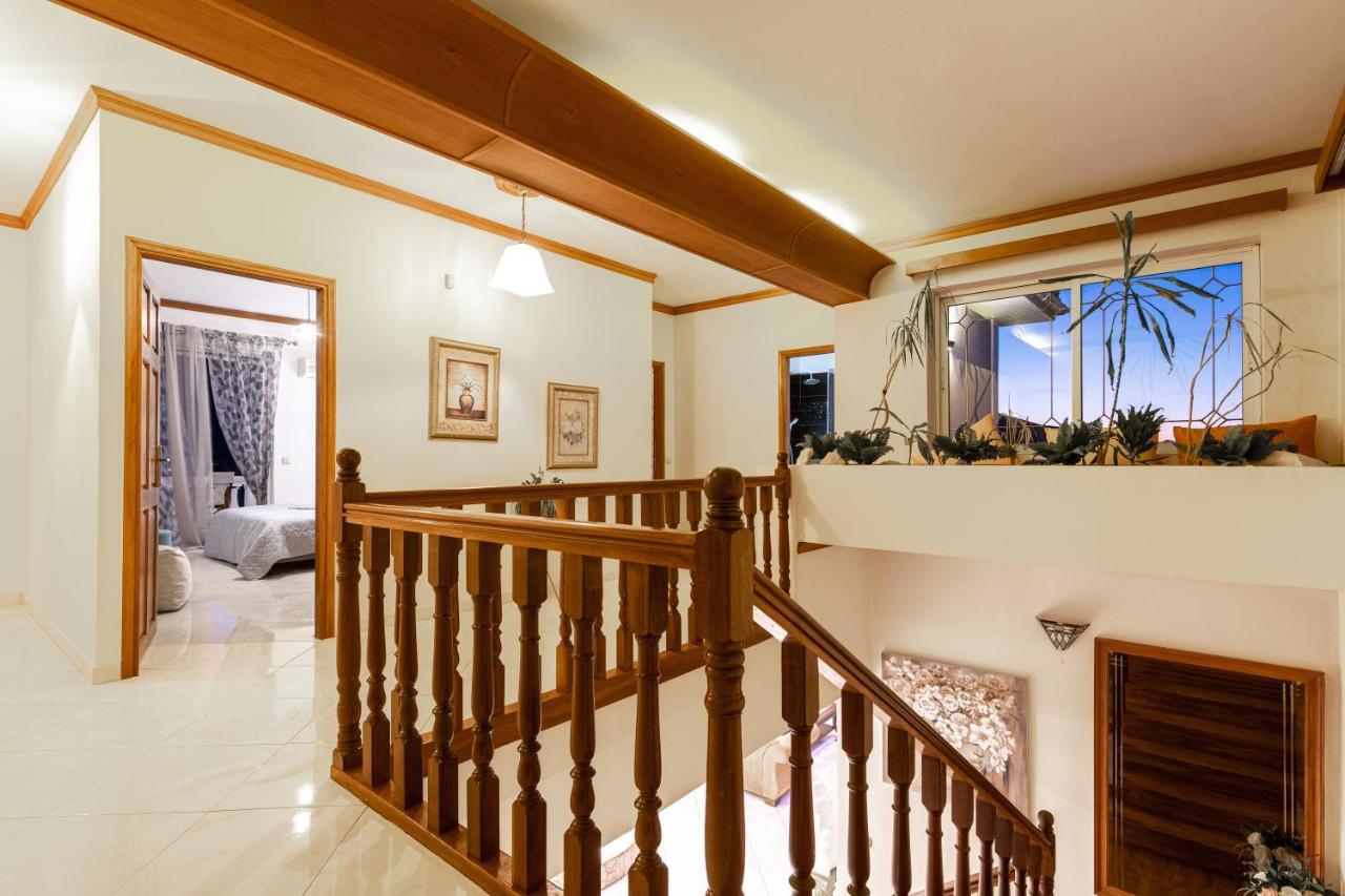 Galadriel Villa With Private Pool & Jacuzzi Kato Yerakarion Exterior photo